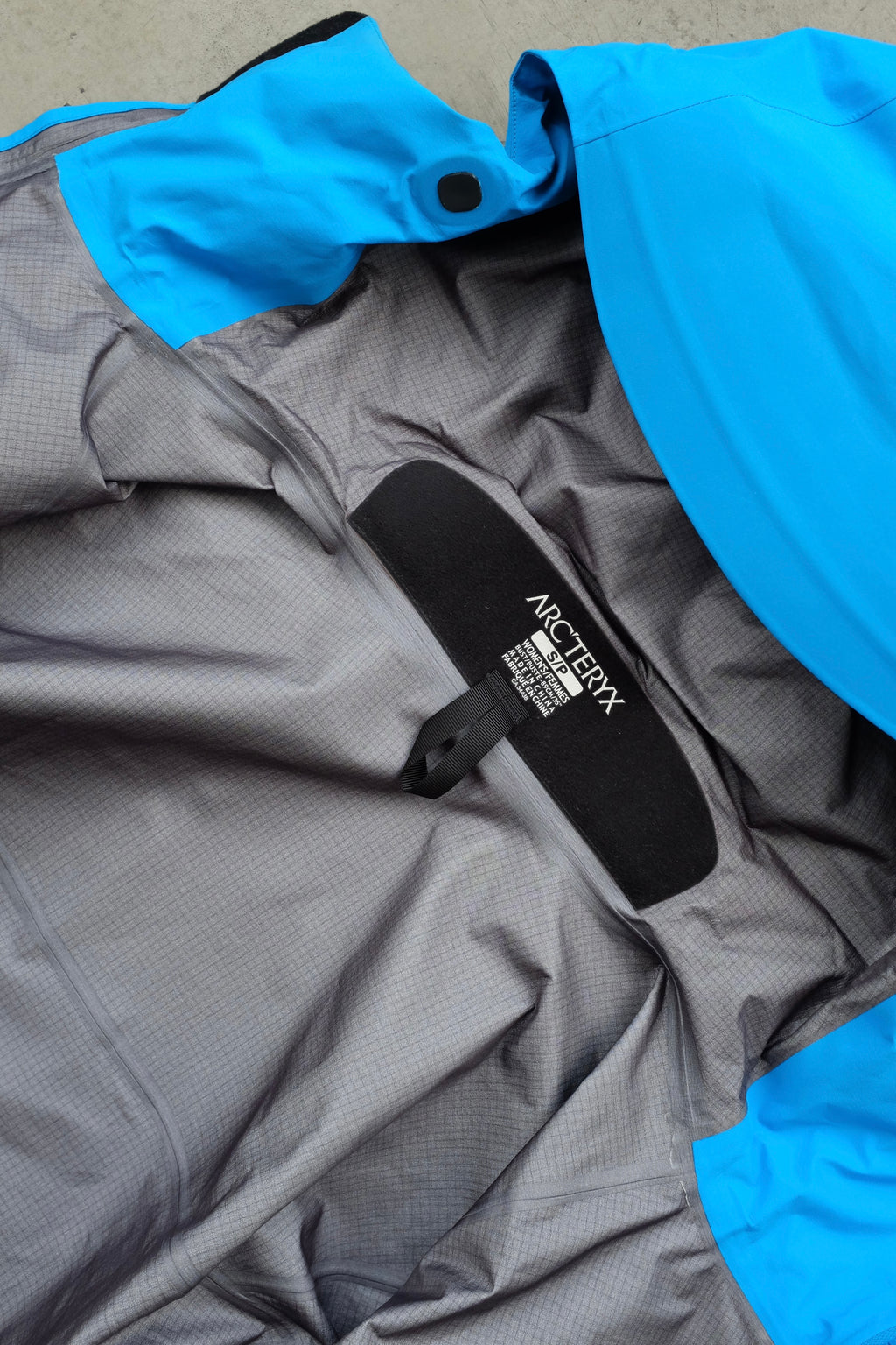 Arc'teryx Alpha AR