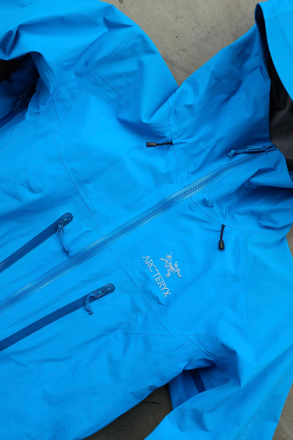 Arc'teryx Alpha AR