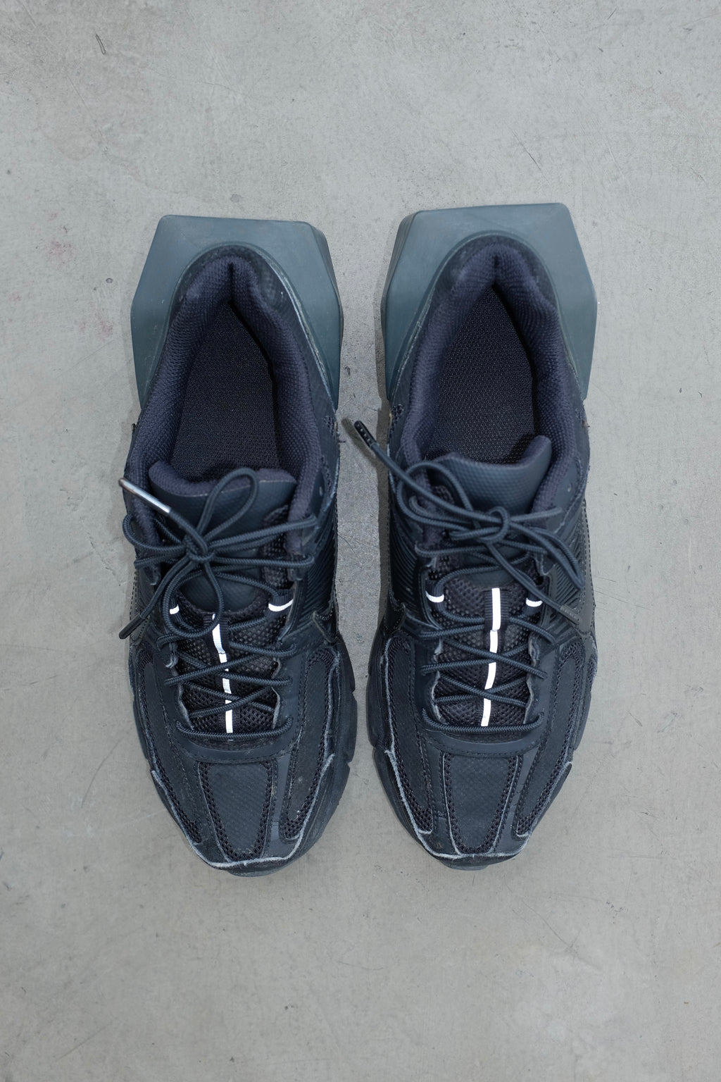 Nike x ACW* Vomero 5