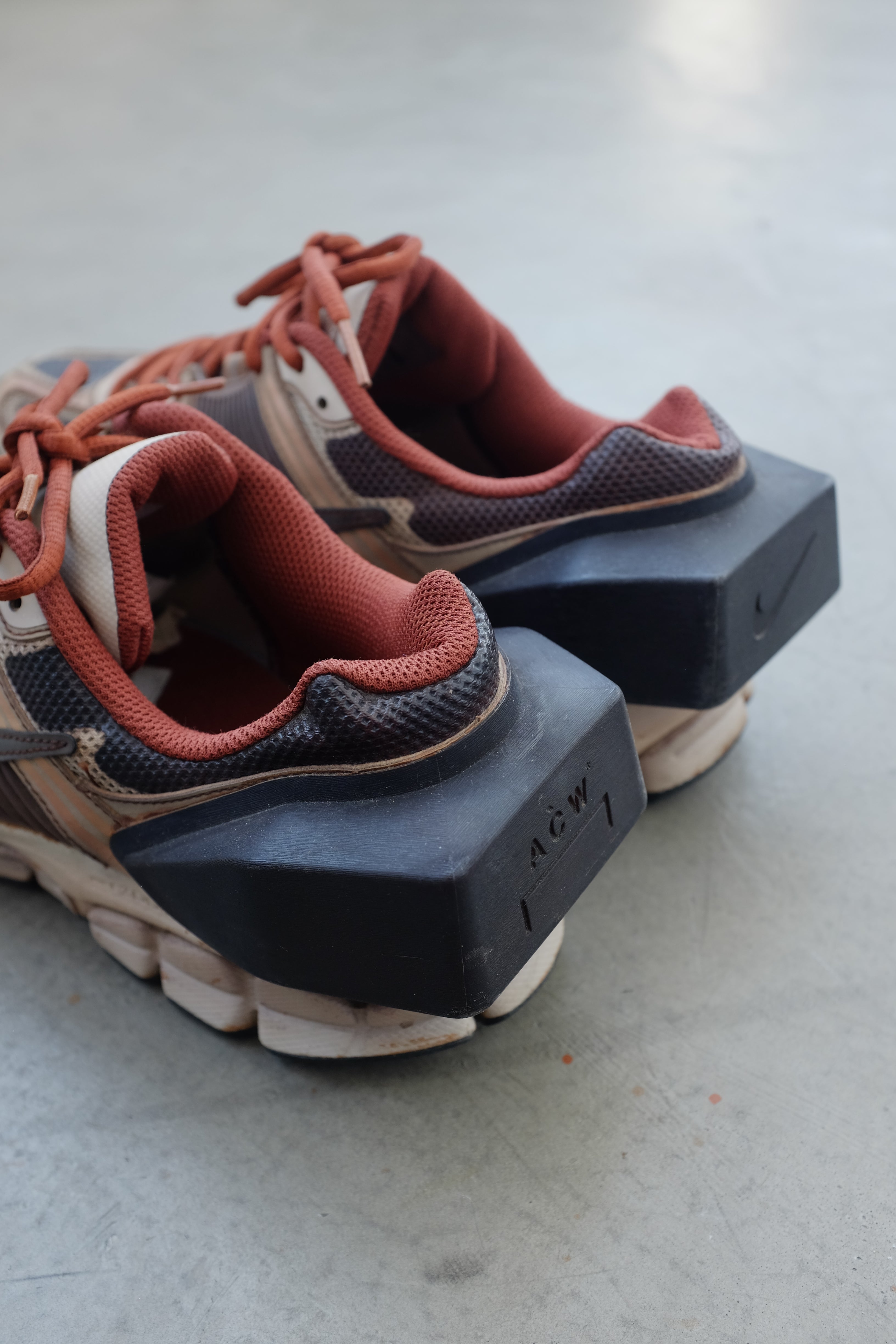 Nike x ACW* Vomero 5 Solarised
