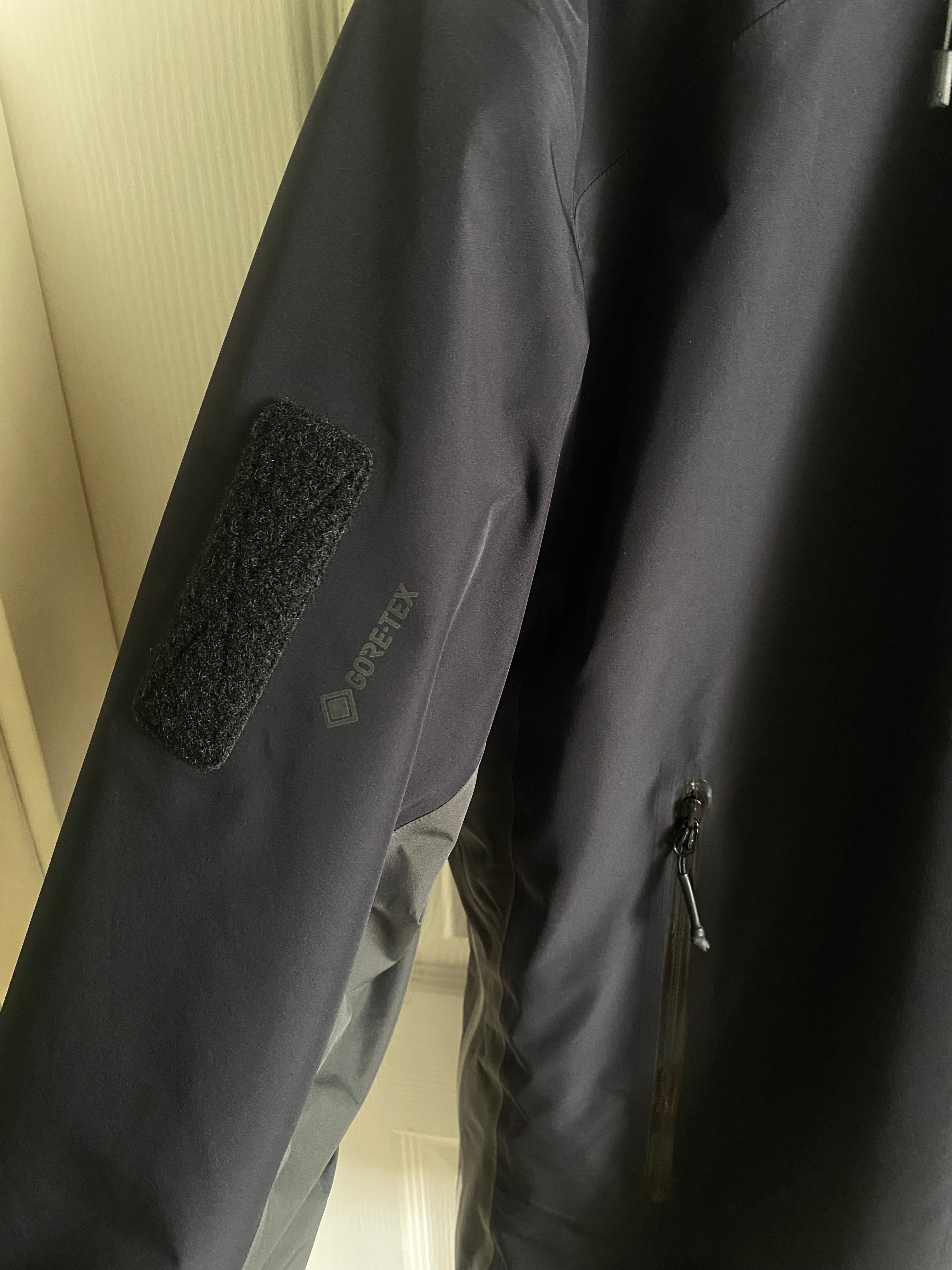 Arc'teryx System_A Axis Isulated Aronak