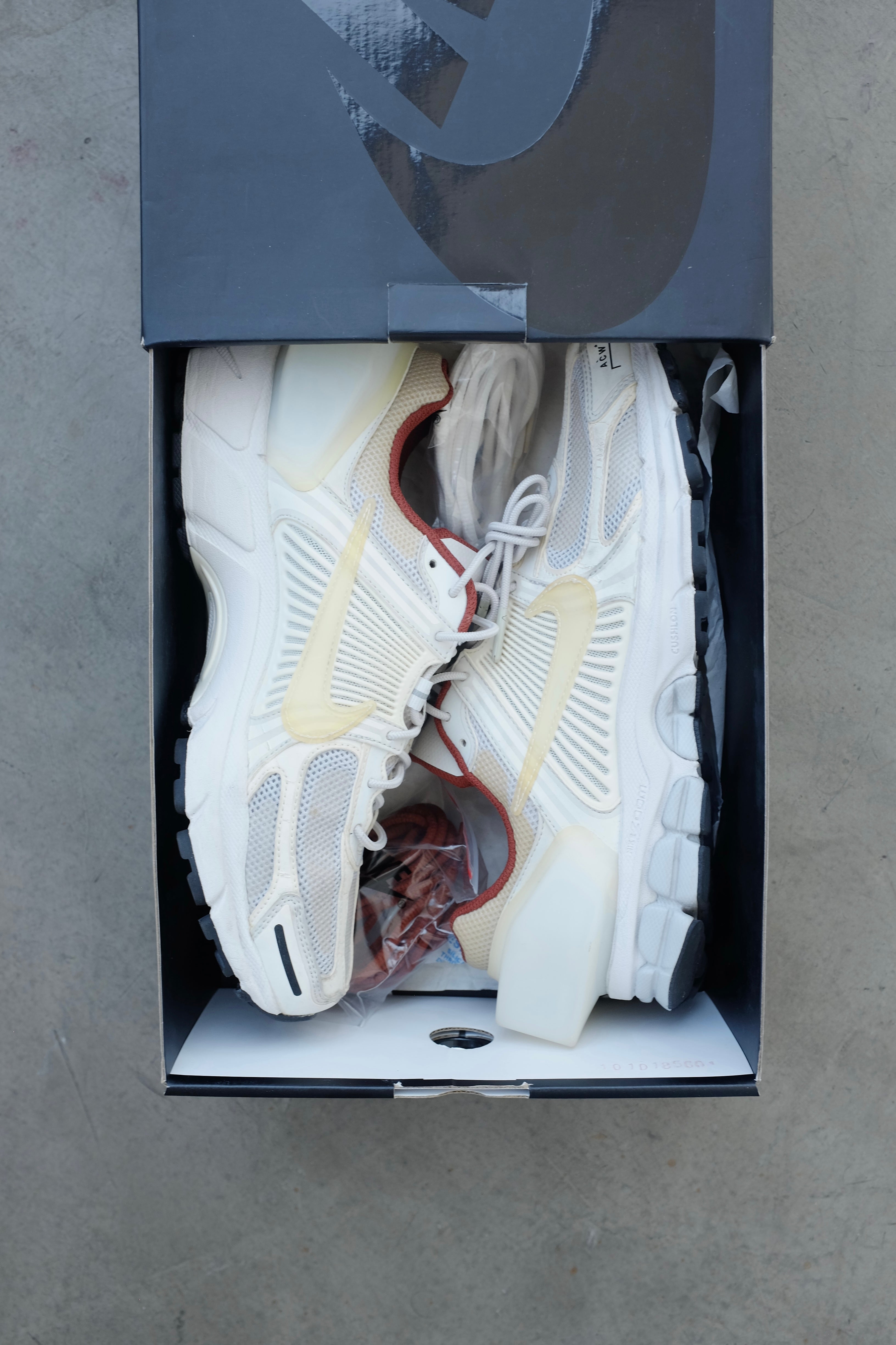 Nike x ACW* Vomero 5